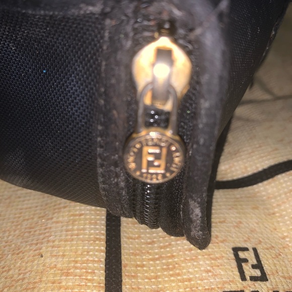 Authentic Fendi vintage pouch w/ dust bag - Picture 3 of 13